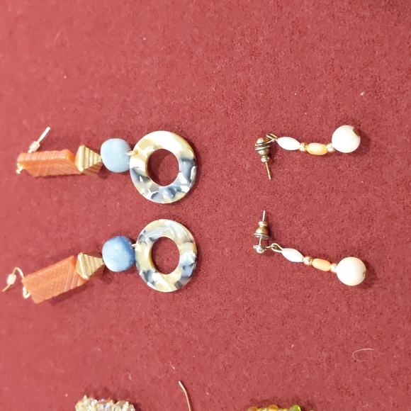 4 for $50 Lot of 12 Pairs Mixed Fashion Earrings Hoops Dangles Rhinestone Beads - Picture 5 of 7